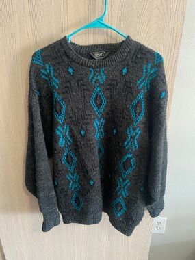 Vintage Selvi Black Knit Sweater with Teal Accent